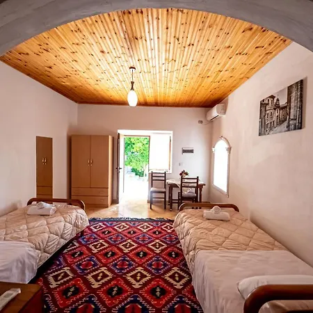 Garden Gjirokastër