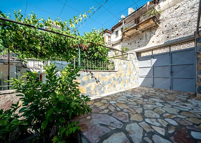 Garden 3*
